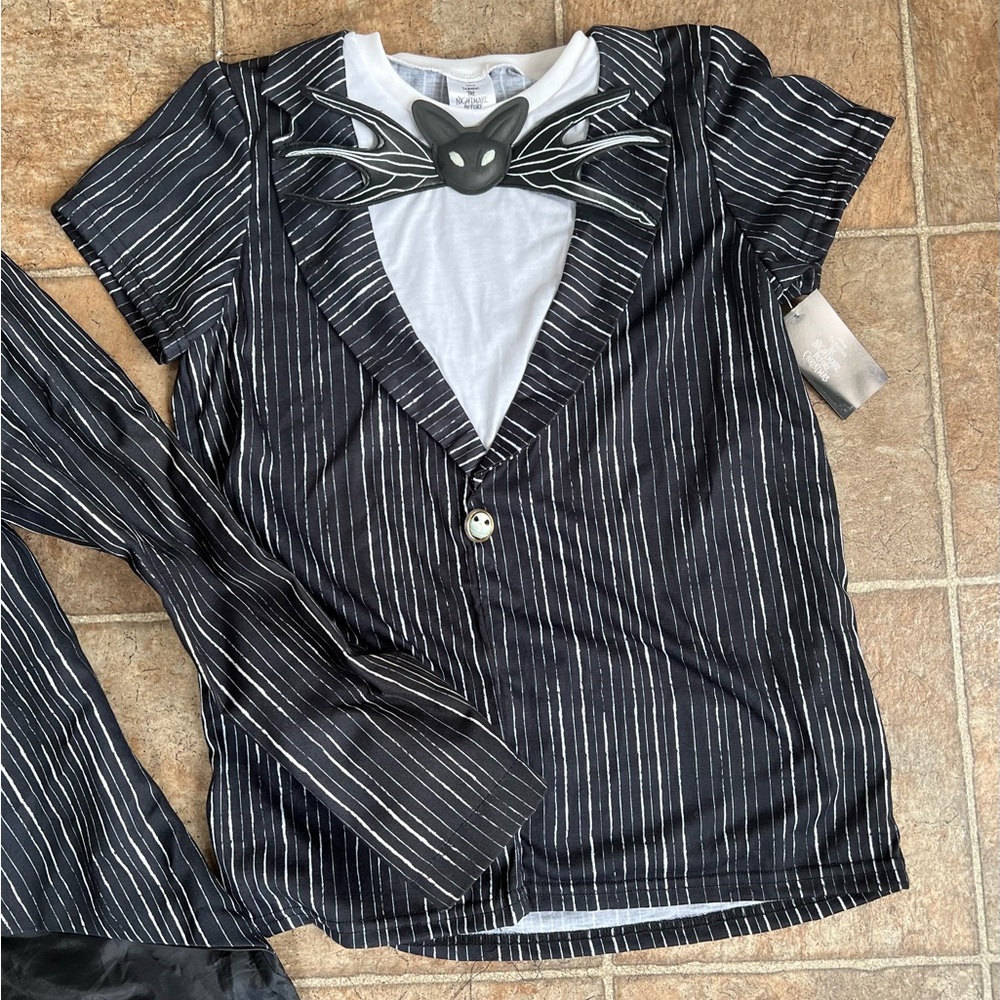 Black and White Striped Suit Set - Picture 4 of 4